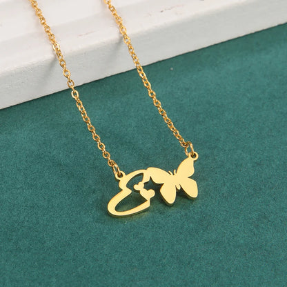 Collier Pendentif Lettre Papillon Élégant en Acier Inoxydable